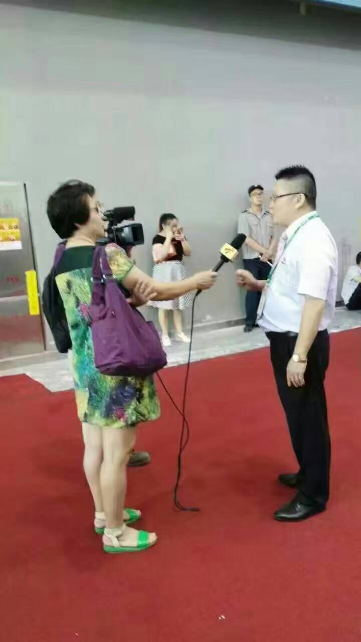 廣東電視台正在采訪亚洲AV色香蕉一区二区三区化工總經理張總2