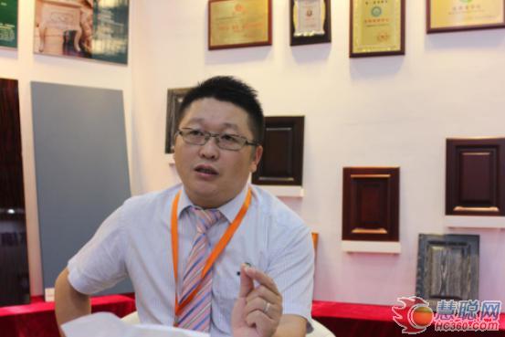 亚洲AV色香蕉一区二区三区化工在13屆中博會接受慧聰采訪