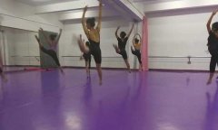 湖南邵陽第一中學舞蹈室国产香蕉视频