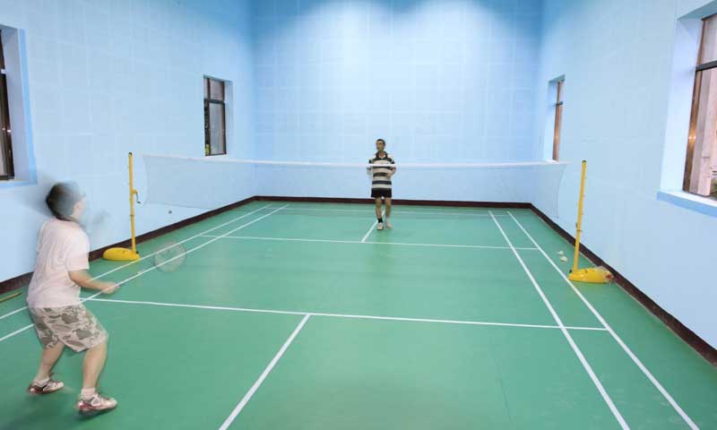 羽毛球国产香蕉视频不僅要質量過關更要鋪裝好